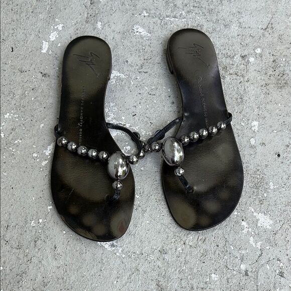 Guiseppe Zanotti flat sandals - Picture 1 of 10